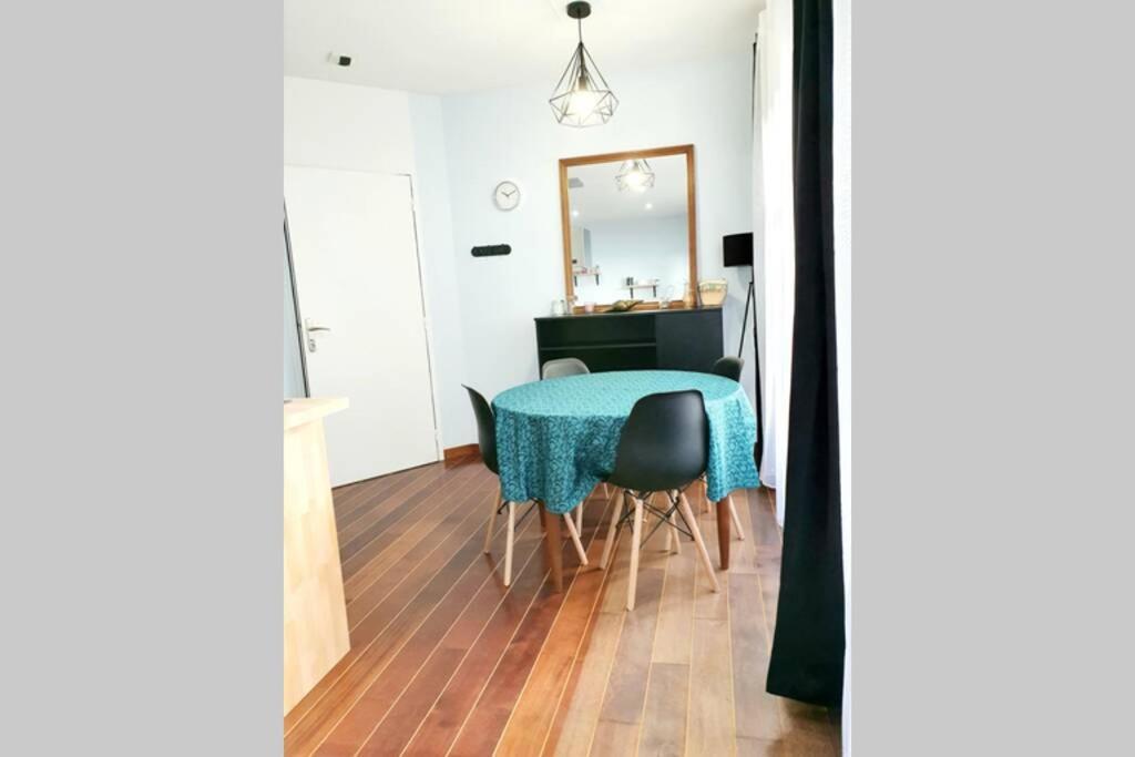 Appartement Lumineux Tout Confort De 33M2 Au Centre De Vannes Exterior foto